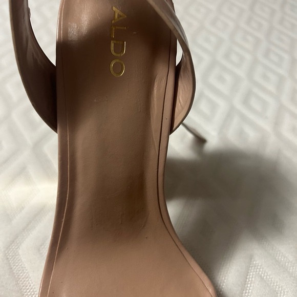 Aldo Nude Heels - Picture 5 of 6